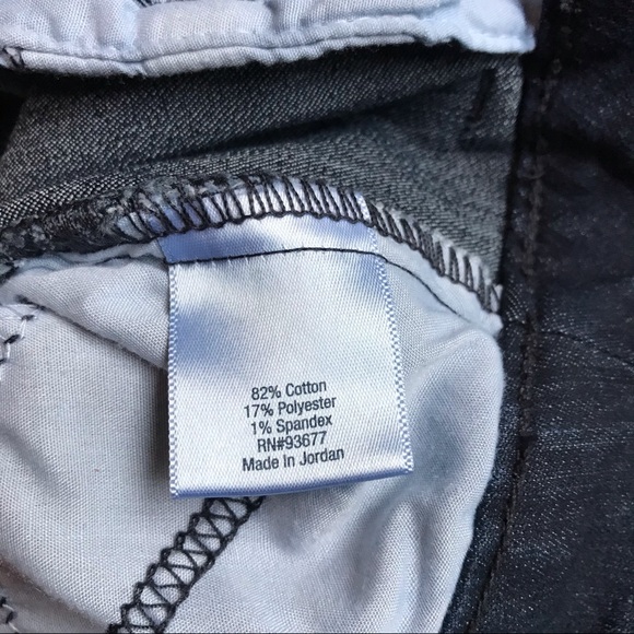 St. John’s Bay Dark Denim Capris Jeans, EUC, 4 - Picture 7 of 11